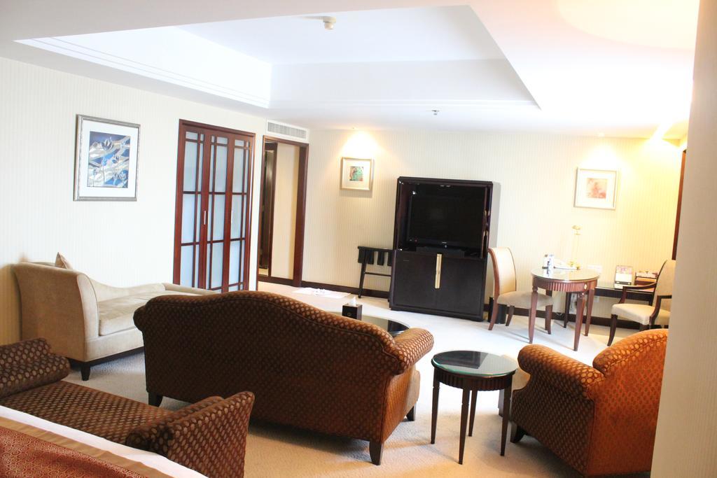 Huafang Jinling International Hotel Zhangjiagang Ruang foto